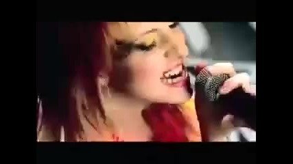 Paramore - Misery Business [official Video]