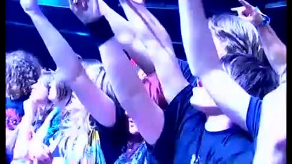 Devildriver - Pray For The All Villains (live At 2009 Epiphone Revolver Golden Gods Awards) 