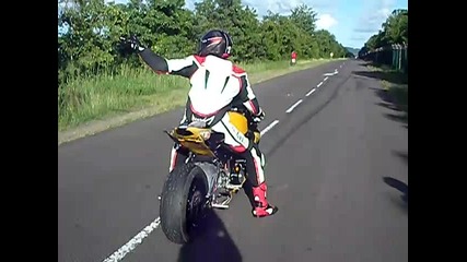 Сузуки Gsxr Турбо ;)