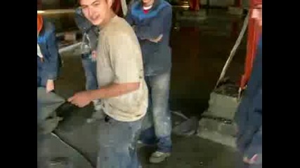 Да ти напълнят гащите с вар