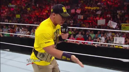 The Shield огражда пръстен след Randy Orton декларира, той ще бъде Wwe Champion Първична сила Август