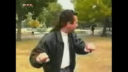 Лудак Имитира Мотори - Много смях