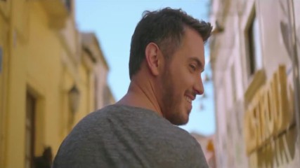 Michalis Hatzigiannis - Koita Me - Official Video 2017