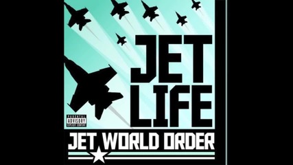 Currensy Feat. Trademark Da Skydiver And Young Roddy - Exhale