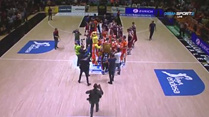 Валенсия върна интригата за първото място след бой над Барса