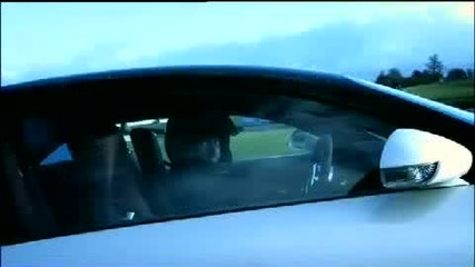 Cristiano Ronaldo v Bugatti Veyron