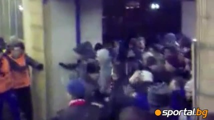 Сблъсъци между фенове на Спартак М. - Олимпик М.