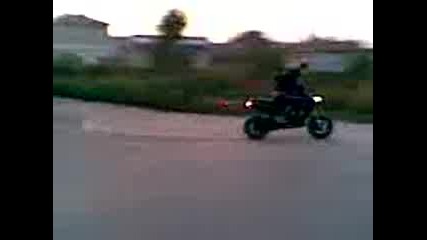 Видео000.3gp