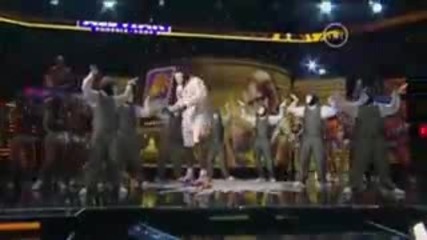 Shaquille Oneal Dance Off with Jabbawockeez at 09 All Star!! split1