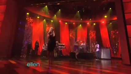 Live! Nicki Minaj - Moment 4 life (ellen show) (high quality) 