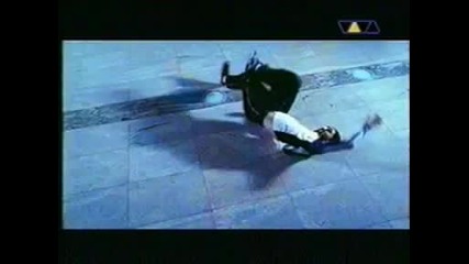 Flying Steps - We are electric 