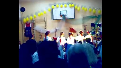 изпълнение на хореографски паралелки от 102 у - ще