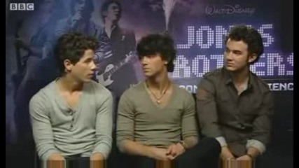 Jonas Brothers interview with Bbc Uk 12/05/09