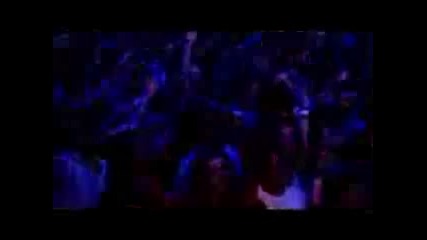 Avril Lavigne - Complicated (paris Live)