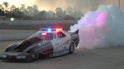 6,000 hp Jet Car Fires Up with Raw Sound