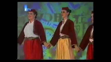 Zuzi Zu - Kisa pada trava raste