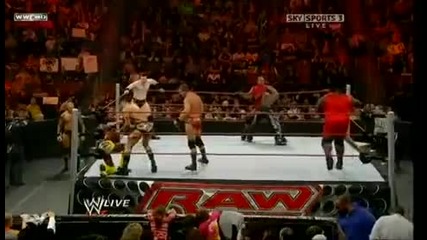 Wwe Raw Battel Royal Legacy vs Sheamus vs Kofi Kingston vs Mark Henry vs Mvp vs R-truth 1/2