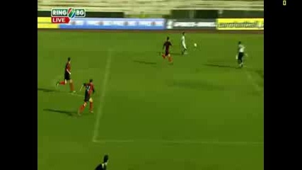 Берое - Локомотив София 2:1 Страхотна намеса на вратаря на Локо