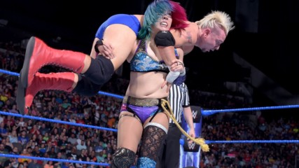 Asuka vs. James Ellsworth: SmackDown LIVE, July 3, 2018
