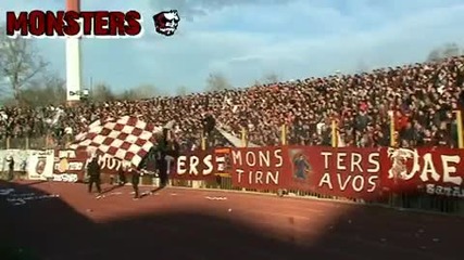 28.03.10 A. E. Larissa - paok - Monsters part1