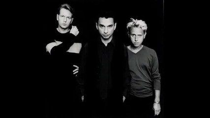 Depeche Mode - Martyr