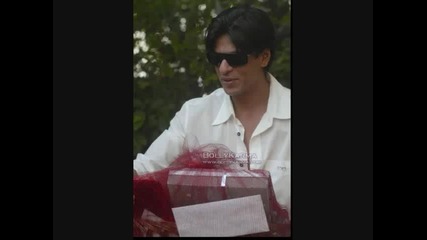 srk s party in his house