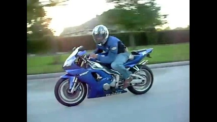 Yamaha R1 2000 