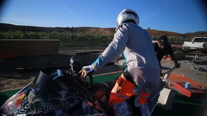 Red Bull New Year No Limits 2010 - First practice jumps 150ft 