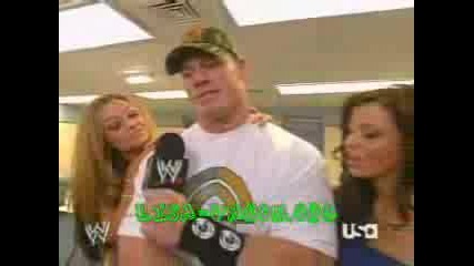 John Cena В Съблекалнята На Жените