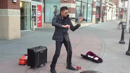 Уличен музикант свири невероятно !