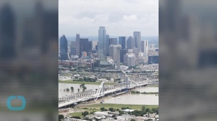 Texas Policeman Pulls Gun on Teen at Pool Party