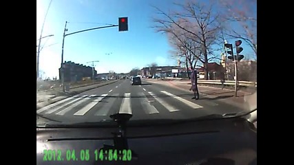 На крачка от смърта... зловещ пешеходец