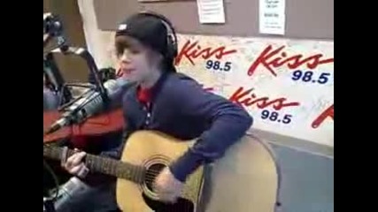 Justin Bieber One Time kiss 98.5 