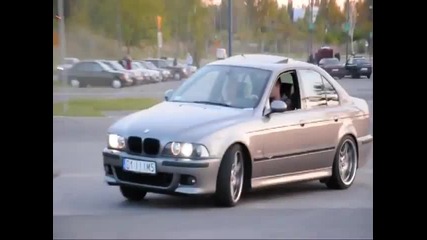 Bmw - Любителски дрифт на паркинга