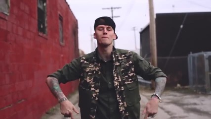 Machine Gun Kelly - Breaking News
