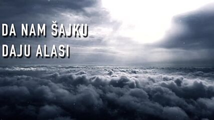 Garavi Sokak Ej Ruzo Official Video 2021.mp4