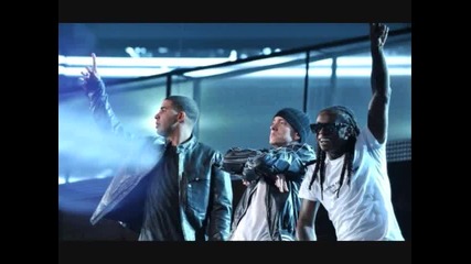 Drake Plays Lil Waynes Verse For Light It Up Remix Ft. Jay - Z [jailhouse Audio]