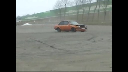 Bmw E30 дрифтинг 