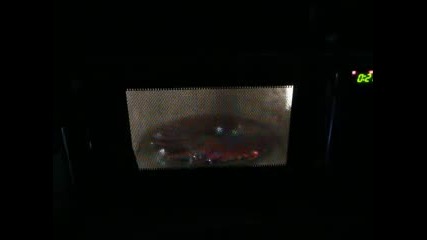50 Dvd - та в Микровълнова печка - експеримент - 