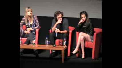 Twilight Incontro con il pubblico - Kristen Stewart,  Robert Pattinson e Catherine Hardwickepart 1.a