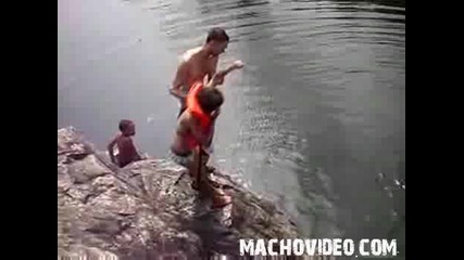 Айде Скачай.