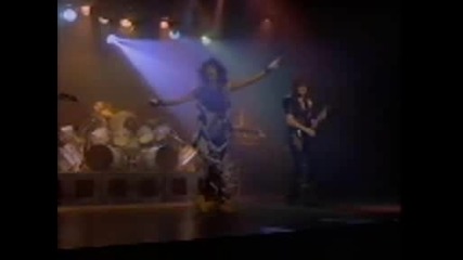 Kiss - Heavens On Fire.wmv