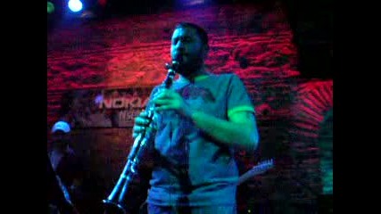 H  Brooklyn Funk Essentials.flv