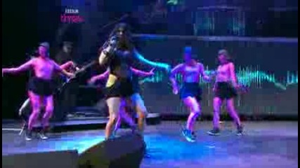 Black Eyed Peas - My Humps ( Live 2009 November Glastonbury Festival ) 