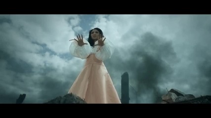 Софи Маринова и Устата 2012 Премиера - Отнесени от вихъра (официално видео) Hd
