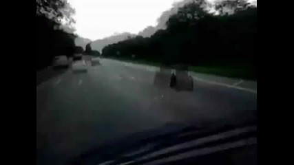 Инвалидна количка се движи със 100 km в час