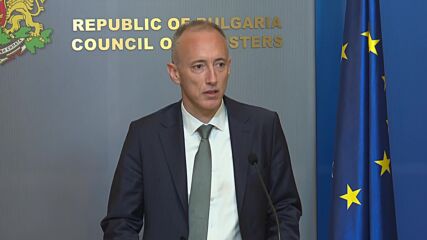 Образователният министър: Предложих обявяването на неучебни дни да не става еднолично от кмета
