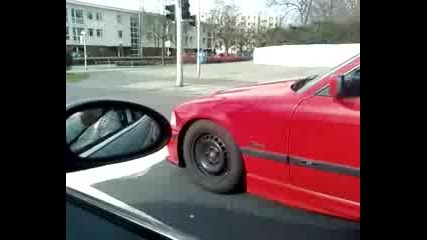 Bmw 328i red Vs. 325i e90 218ps