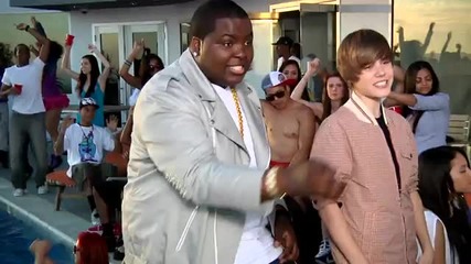 Behind the scenes of Eenie Meenie - song on Itunes Now