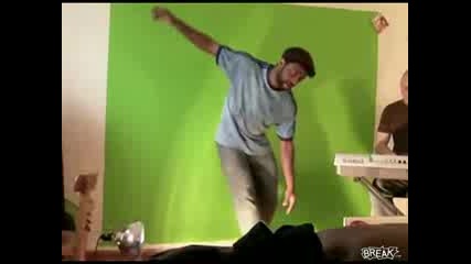Пич танцува на мелодията на супер Марио - Яко
